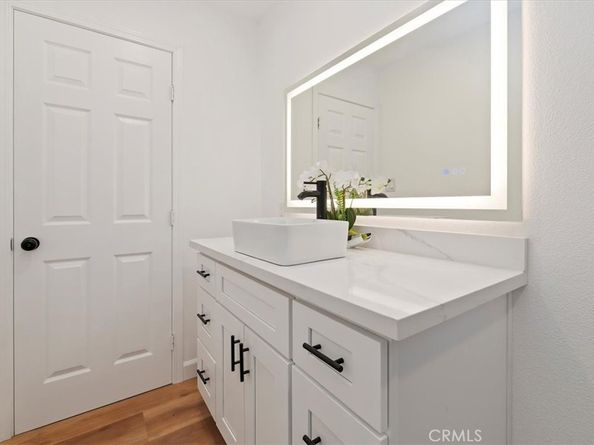 2816 W 84th, Inglewood CA 90305