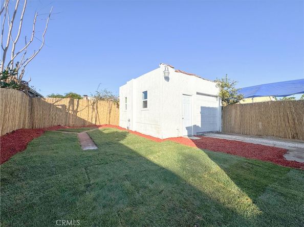 837 W 98th Street, Los Angeles CA 90044