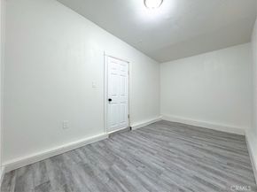 837 W 98th Street, Los Angeles CA 90044