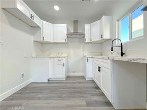 837 W 98th Street, Los Angeles CA 90044