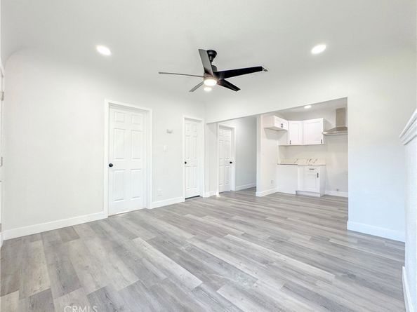 837 W 98th Street, Los Angeles CA 90044