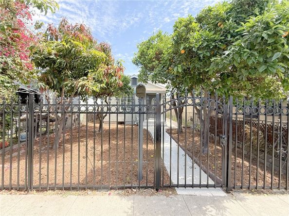 10346 Kalmia Street, Los Angeles CA 90002