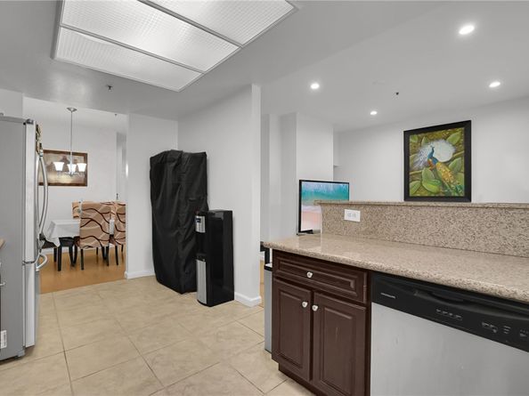 14031 Astoria Street 102, Sylmar CA 91342