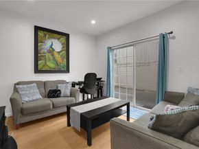 14031 Astoria Street 102, Sylmar CA 91342