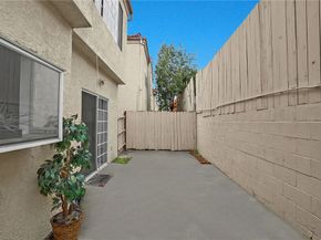 14031 Astoria Street 102, Sylmar CA 91342