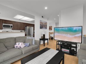 14031 Astoria Street 102, Sylmar CA 91342