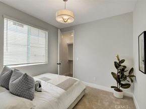 617 E Walnut Avenue, Monrovia CA 91016