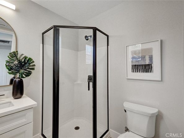 617 E Walnut Avenue, Monrovia CA 91016