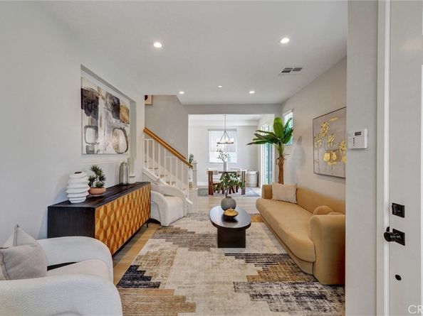 617 E Walnut Avenue, Monrovia CA 91016