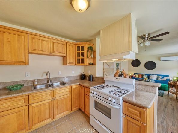 311 W Walnut Avenue, Monrovia CA 91016