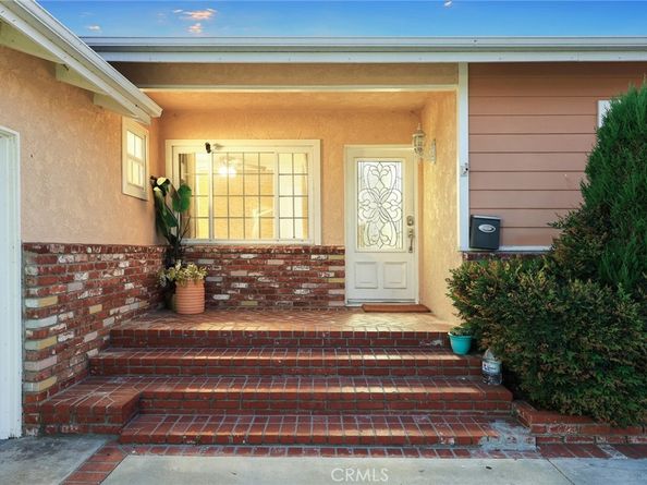 11315 Groveside Avenue, Whittier CA 90604