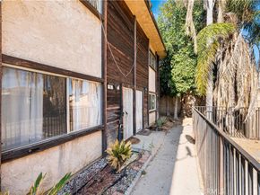8414 Columbus Avenue 10, North Hills CA 91343