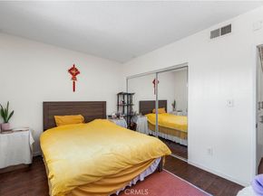 8414 Columbus Avenue 10, North Hills CA 91343