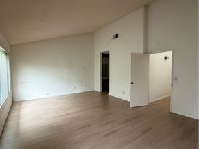 17811 Devonshire, Northridge CA 91325