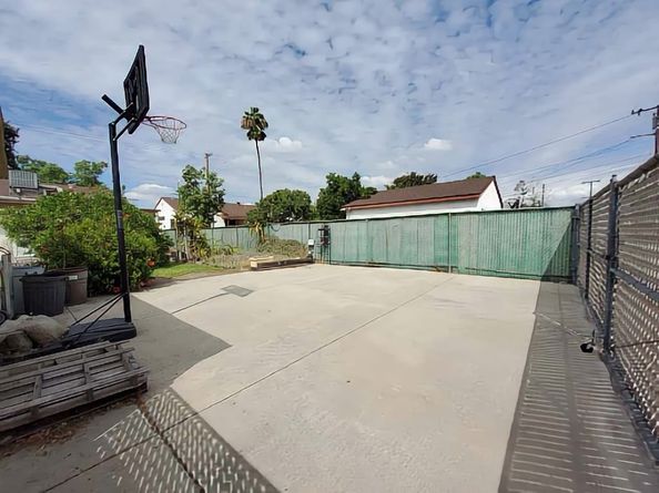 1024 S 6th, Alhambra CA 91801