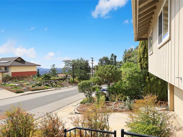 2803 Willowhaven Drive, La Crescenta CA 91214