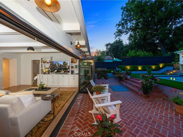 589 W Grandview Avenue, Sierra Madre CA 91024