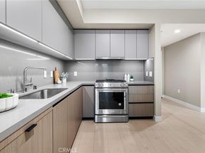 39 S Los Robles Avenue 6017, Pasadena CA 91101