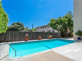 380 S Euclid 105, Pasadena CA 91101