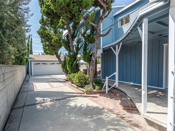 405 N Brighton, Burbank CA 91506