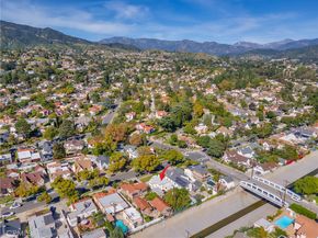 966 E Glenoaks Boulevard, Glendale CA 91207