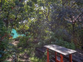 966 E Glenoaks Boulevard, Glendale CA 91207