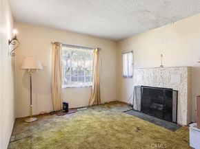 966 E Glenoaks Boulevard, Glendale CA 91207