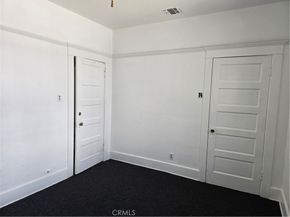 555 W 43rd, Los Angeles CA 90037