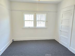 555 W 43rd, Los Angeles CA 90037