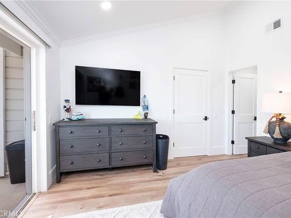 990 Bayside Cove 609, Newport Beach CA 92660