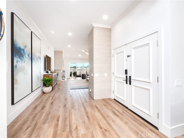 990 Bayside Cove 609, Newport Beach CA 92660