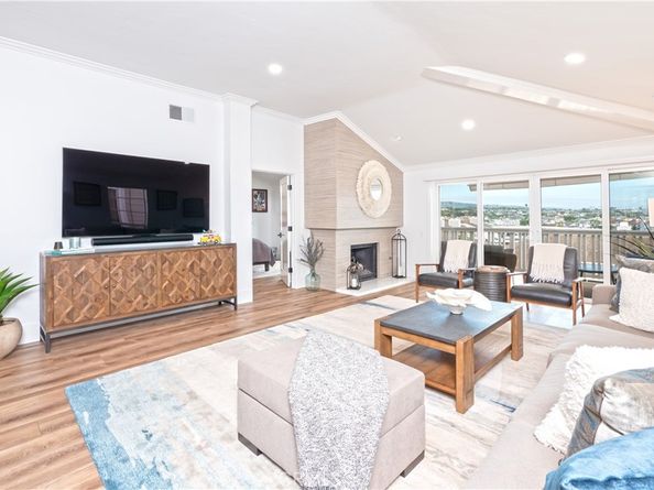 990 Bayside Cove 609, Newport Beach CA 92660