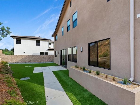 1019 N Staley Lane, Los Angeles CA 90042