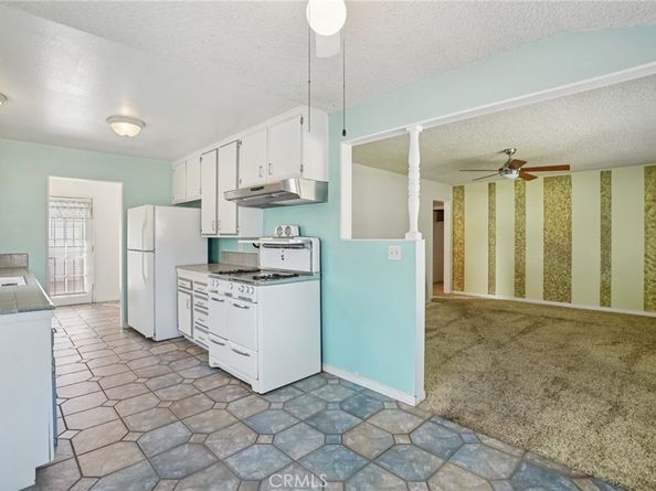 11612 Massinger, Lakewood CA 90715