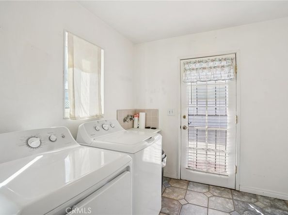 11612 Massinger, Lakewood CA 90715