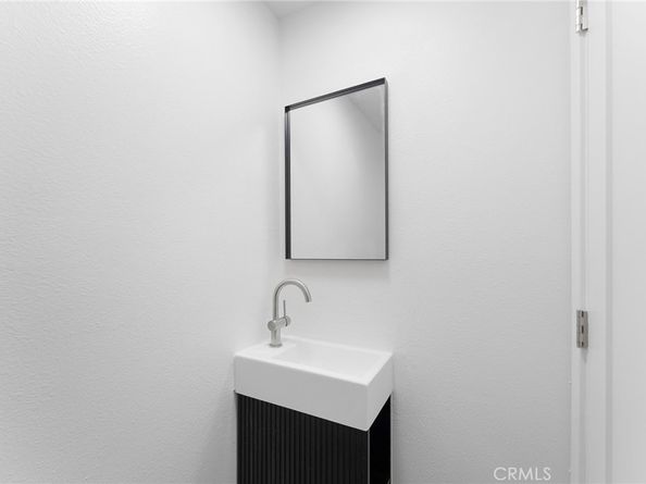 10219 Pinewood 2, Tujunga CA 91042