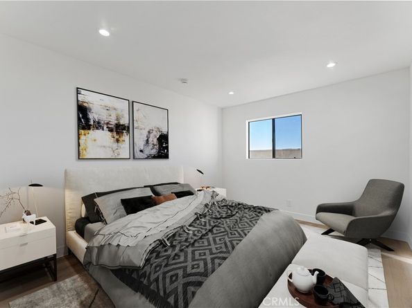 10219 Pinewood 2, Tujunga CA 91042