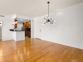 11225 Peach Grove 203, North Hollywood CA 91601
