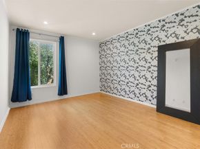11225 Peach Grove 203, North Hollywood CA 91601