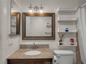 10943 Laurel Canyon B9, San Fernando CA 91340