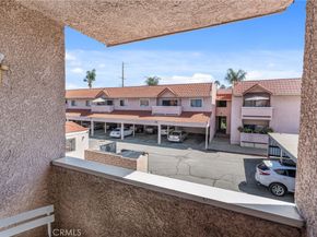 10943 Laurel Canyon B9, San Fernando CA 91340
