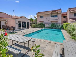 10943 Laurel Canyon B9, San Fernando CA 91340