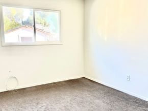 9627 Hume RD, Santee CA 92071