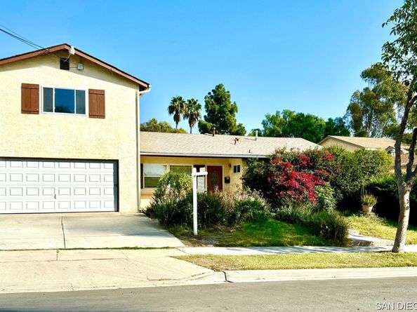 9627 Hume RD, Santee CA 92071