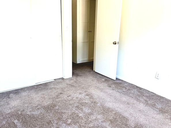 9627 Hume RD, Santee CA 92071
