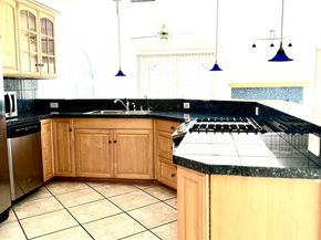 9627 Hume RD, Santee CA 92071