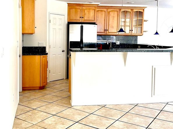 9627 Hume RD, Santee CA 92071