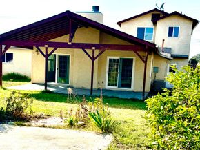9627 Hume RD, Santee CA 92071