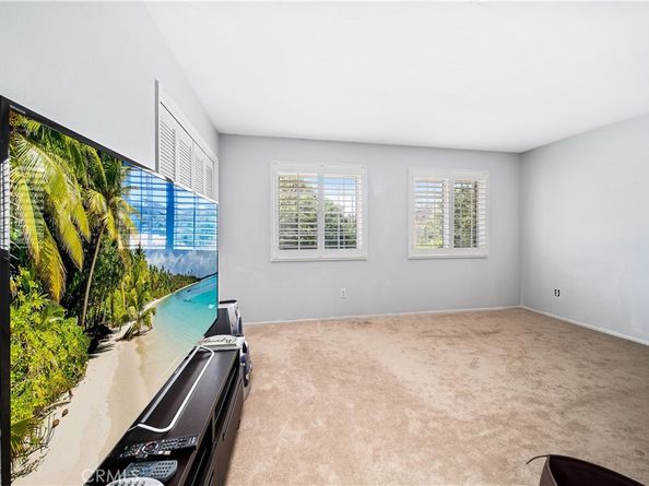 62 Pepper Tree Rd, Chula Vista CA 91910