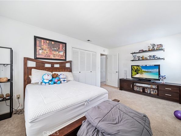 62 Pepper Tree Rd, Chula Vista CA 91910